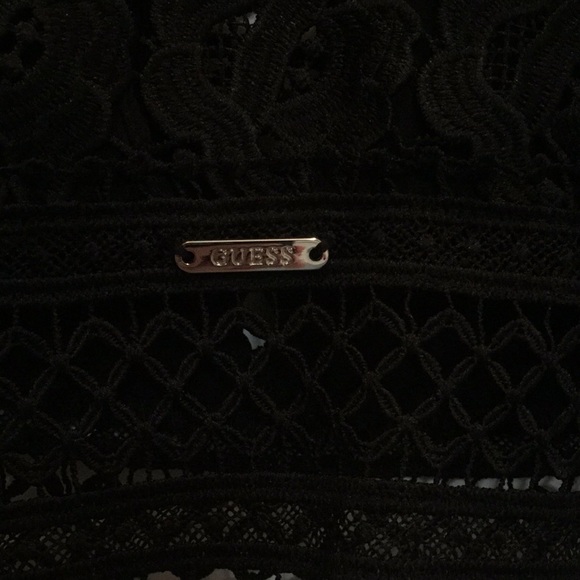 Guess Tiffany Black Lace Crop V Neck Top Sz M EUC - Picture 8 of 16
